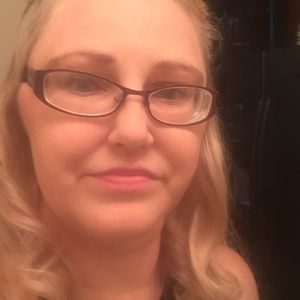 Meet your Posher, Marcia